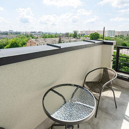 Petrovdom 5-25 In Cozy Apartment In Residential Complex "Beresteiskyi" Κίεβο Εξωτερικό φωτογραφία