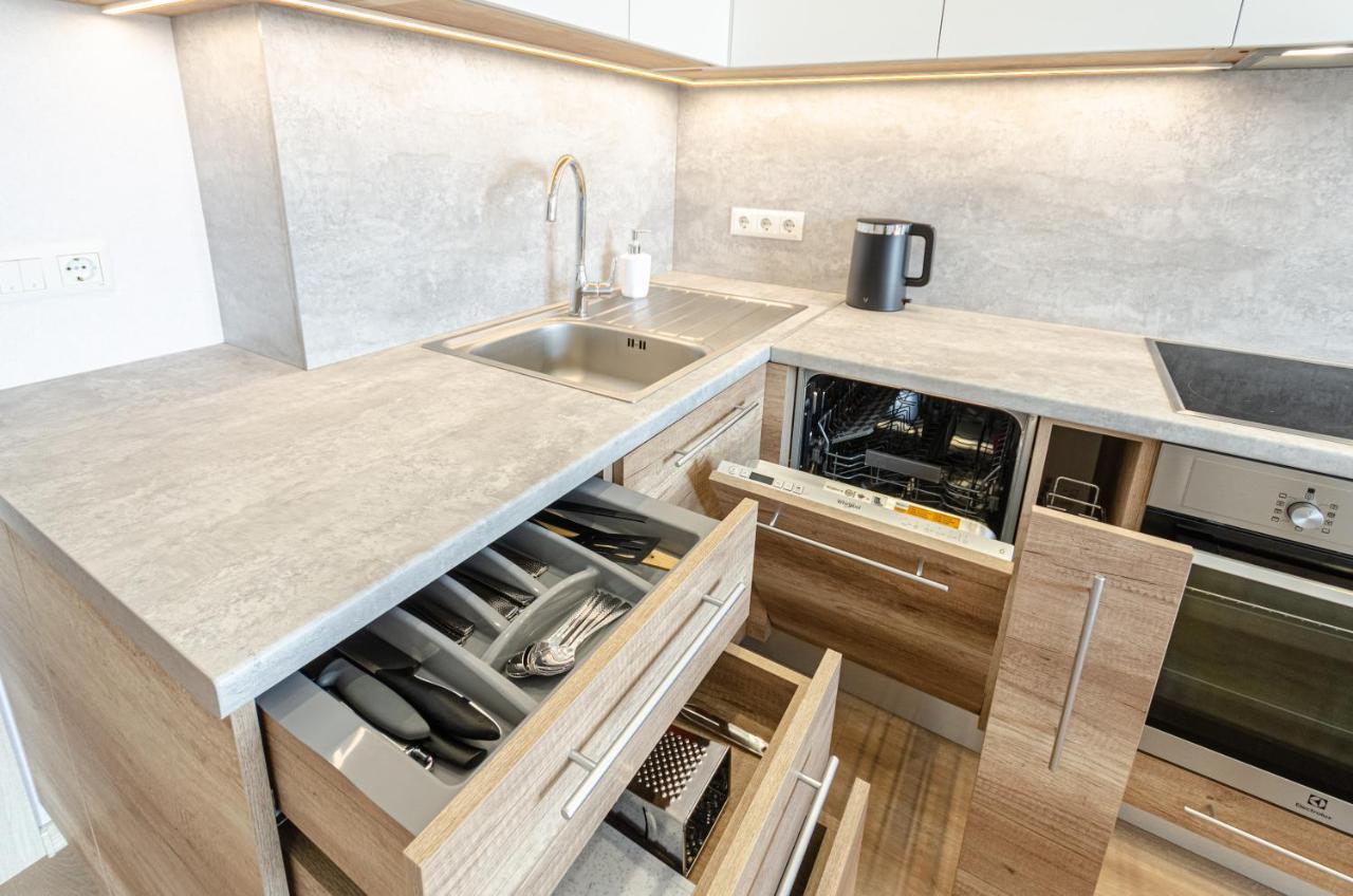 Petrovdom 5-25 In Cozy Apartment In Residential Complex "Beresteiskyi" Κίεβο Εξωτερικό φωτογραφία